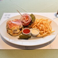 37 Steakhouse & Bar - 