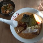 東京とんこつ 王子ラーメン - 