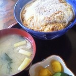 緑屋食堂 - カツ丼　650円