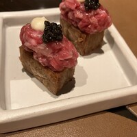  「メトロポリタングリル」 ヒルトン東京 - ステーキとフリット　キャビア添え