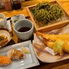 本通り 然然 - 茶そば御膳(税込1,800円)
①茶蕎麦②天麩羅(海老2尾、茄子)、藻塩添え③獅子唐&縮緬雑魚&人参の和え物④茶碗蒸し(鶏肉&剥き海老&椎茸)⑤サーモンの握り鮨⑥真鯛の握り鮨
品数が多く見映えしますね