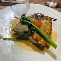 キャトルラパン 北梅田 - お魚料理（シーラのポワレとリゾット）