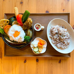 cafe こころひかる - 月見具だくさん和風スープカレー（1500円）