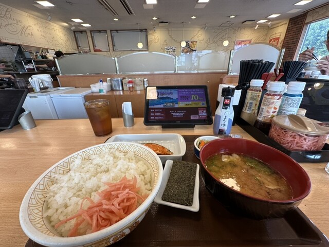 すき家 八戸北店 - 本八戸（牛丼）の写真