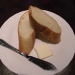 マルゲリータ - ブイヤベースにはパン