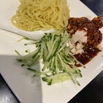 中華飯店 大一樓 - 