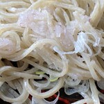 蕎遊庵 - 薬味は蕎麦の上に載せていただきます