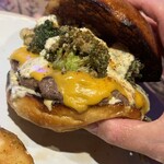 OVERWHELM HAMBURGER & BAR STAND - 