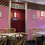 ナイルレストラン - 2階テーブル席