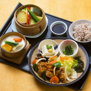 ランチのご予約・昼宴会もOKです！