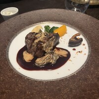 DINING & BAR TABLE 9 TOKYO - 