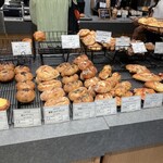 Full Full パンとワイン - 