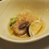 鰻割烹 伊豆栄 本店 - 松コース先付　花山葵・いいだこおひたし