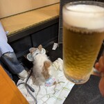 二光堂 寶来亭 - 許可を頂いてテーブル横のスペースで愛犬もお食事　床が汚れないようにタオル持参で　店員さん皆さん優しく対応してくださり感謝です♪