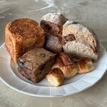 Ippo Bakery - 