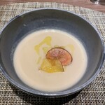 A Table - 里芋とカブのポタージュ