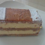 アシッドラシーヌ - 香り豊かなバニラクリームと香ばしいパイ生地の、ミルフォイユ480円