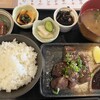 定食 居酒屋 よりどころ