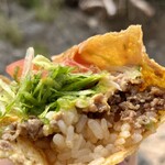 和タコス - モグモグ♪  ライスが入っててタコライスみたい✨