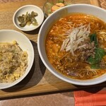 中国料理 敦煌 広島グランドタワー店 - 元気セット・担々麺　週末価格1,150円