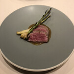 アカトゥーイ - 