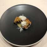 アカトゥーイ - 