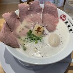 ラム白湯専門店 羊羊羊 - 関大前/ラーメン | 食べログ