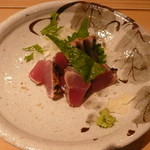 ぎんざ 一二岐 - 名物の藁焼きのかつお