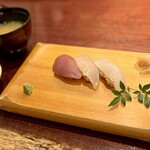 手酌割烹 てら田 - 赤酢の握り寿司・浅利味噌汁