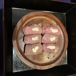 かき氷と燻製牛肉寿司 えんとつ KYOTO - 肉寿司