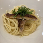 寿し肴和志 - ◉ 裏メニュー秋刀魚パスタ　500円（税込）
      　☘️ 鶏ガラ2時間、更に野菜投入で2時間
      　　手間暇かけて作った出汁を使った
      　　美味しいソースで絡めたパスタは、
      　　絶品でした❤️