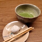 宮坂 - お抹茶と栗大福