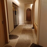 宮坂 - エントランス