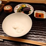 宮坂 - まずは少しだけ盛っていただきます。