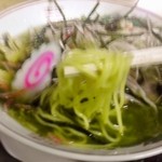 赤のれん - 麺は細いストレ－ト麺