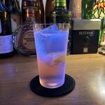 NEO SHOT BAR　深海の洞窟 - オレンジジントニック
