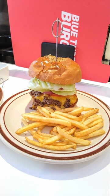 BLUE THREE（ブルー スリー） - 郡山（ハンバーガー）の写真
