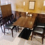 グリル梵 - 内観