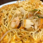 横浜中華街 梅蘭 金閣 - 特製海鮮梅蘭焼きそば