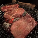炭火焼肉　ゴン太 - 