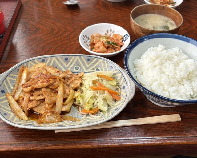 ホルモン横丁 - 前郷（焼肉）の写真