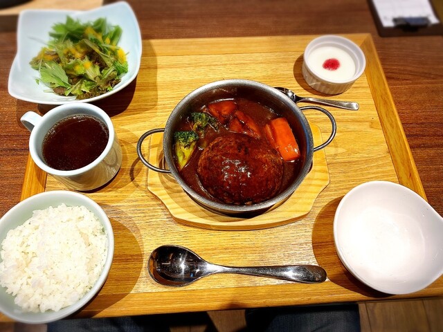 宮崎ステーキ 霧峰 イオンモール盛岡南店 - 仙北町（ステーキ）の写真