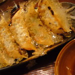 バソキ屋 - 【焼き餃子】\400　ジューシーです。お口の中ではじけます。