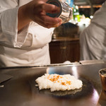 横浜うかい亭 - ガーリックライス