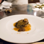 横浜うかい亭 - あわびの岩塩蒸し