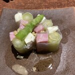 博多メシ 男厨 - 生春巻き　７５０円　これも取り分け