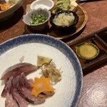 博多メシ 男厨 - 刺身の薬味の種類が凄い！