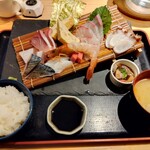 うみからそらへ - ご飯と味噌汁はおかわり出来ます