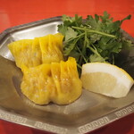 ぎょうざの求胃ちゃん - レモングラス エスニック餃子