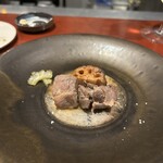 レストラン スノゥ - 「純粋かごしま黒豚」。大変貴重なお肉です。